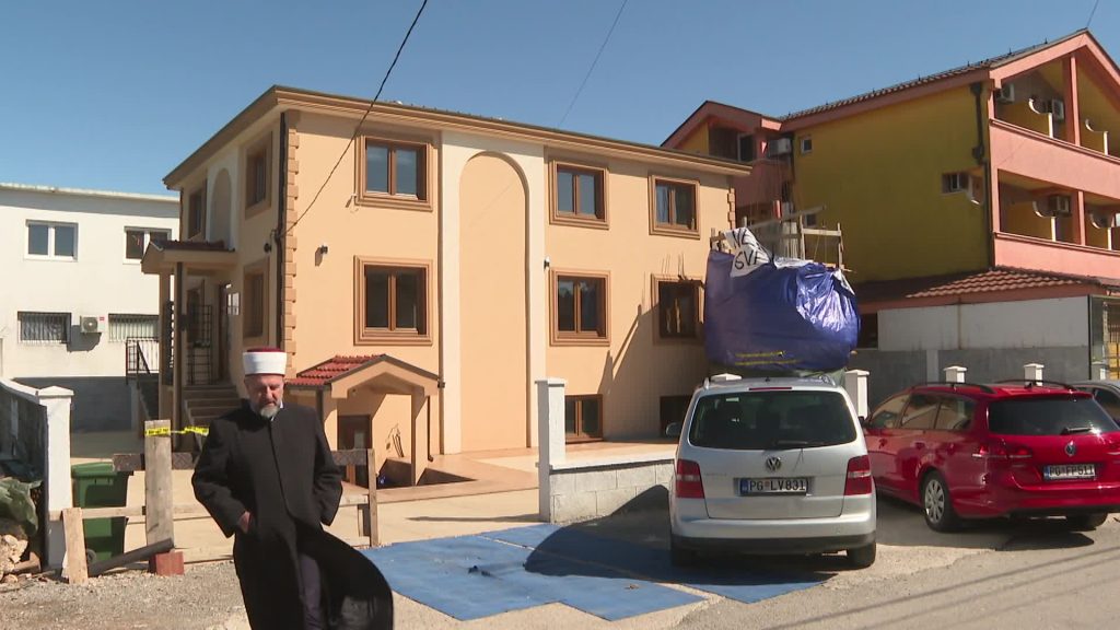 Nova vlast u Crnoj Gori donijela odluku da sruši džamiju u Podgorici
