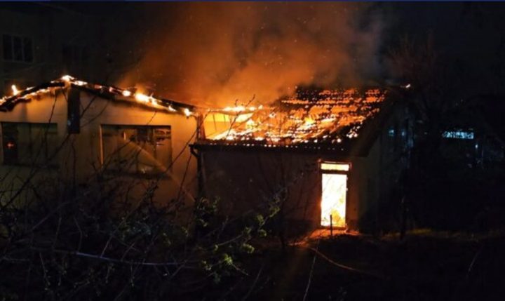 RAZMJERE UŽASA U MAKEDONIJI SVE VEĆE I VEĆE: Porastao broj stradalih, izdata potjernica za četiri osobe (FOTO)